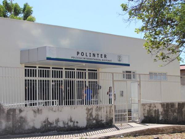 Homem tem carro roubado na porta de casa na Zona Sul de Teresina