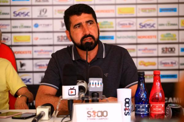 River define nome e quer apresentar novo treinador até sábado (1º)