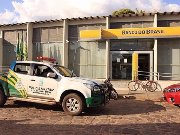 Dupla faz funcionária refém e invade Banco do Brasil de Piracuruca