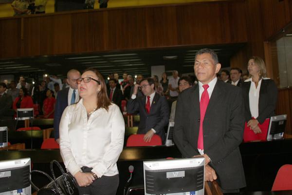 Autoridades prestigiam sess&atilde;o solene em comemora&ccedil;&atilde;o aos 35 anos de PT na Assembleia.(Imagem:B&aacute;rbara Rodrigues/GP1)