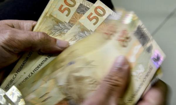 Valores variam conforme n&uacute;mero de dias trabalhados no ano-base 2022.(Imagem:Marcello Casal Jr/Ag&ecirc;ncia Brasil/Arquivo)