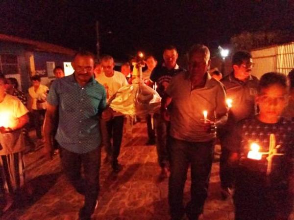 Procissão e missa marcam abertura dos festejos de São Raimundo Nonato em Floriano
