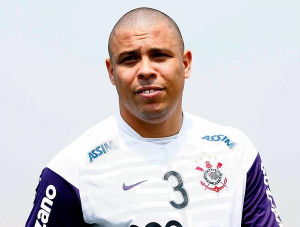 Ronaldo afirma que vai se aposentar em dezembro de 2011
