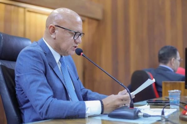 Assembleia autoriza empréstimo de R$ 2 bi e ida de Rafael Fonteles à Europa