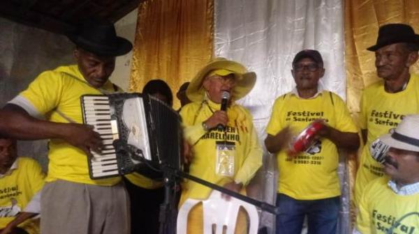 Apresenta&ccedil;&atilde;o do sanfoneiro Paulo C&eacute;sar(Imagem:FlorianoNews)