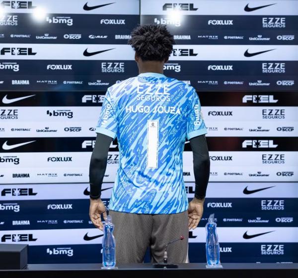 Hugo Souza vestir&aacute; a camisa 1 do Corinthians.(Imagem: Rodrigo Coca/Ag&ecirc;ncia Corinthians)