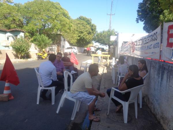  Servidores da Eletrobr&aacute;s de Floriano aderem a paralisa&ccedil;&atilde;o nacional.(Imagem:FlorianoNews)