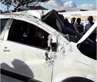 Carro bate em mureta na BR-316 e motorista é socorrido pelo Samu