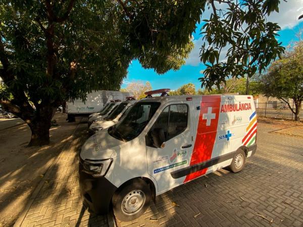 Sesapi entrega novas ambulâncias para hospitais da rede estadual
