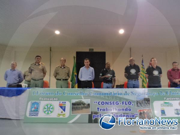 Floriano sedia I Forum do Conselho Comunit&aacute;rio de Seguran&ccedil;a P&uacute;blica.(Imagem:FlorianoNews)
