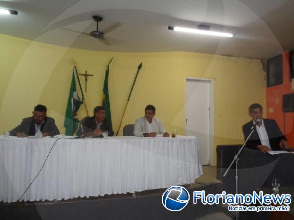 C&acirc;mara de Bar&atilde;o de Graja&uacute; faz Mo&ccedil;&atilde;o de Pesar aos familiares de Gonzaga Carvalho.(Imagem:FlorianoNews)