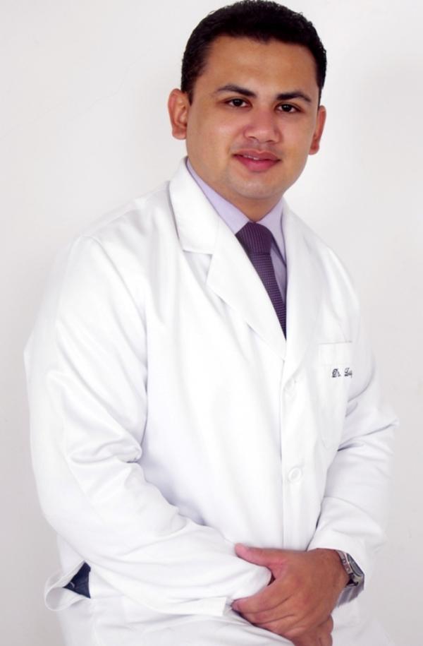 Dr. Luiz Heront, M&eacute;dico Oftalmologista. (Imagem:Divulga&ccedil;&atilde;o)