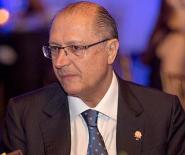 Alckmin diz que é contra aumentar a carga tributária e recriar a CPMF