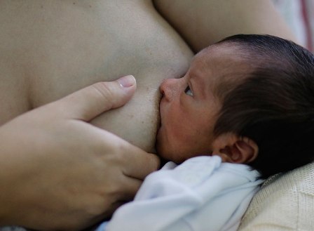 Mais de 80 bebês em UTI precisam da doação de leite materno