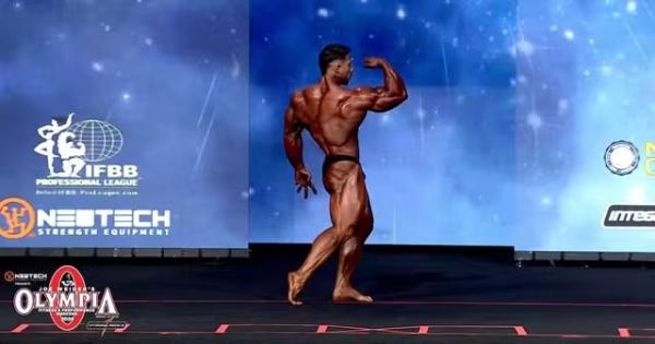Fora do Top-3 no Olympia, Ramon Dino faz desabafo em postagem: "Nunca vou desistir"