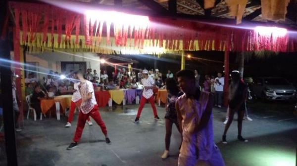 Grupos de dan&ccedil;a ditam ritmo do Fest Dance 2018. em Floriano.(Imagem:FlorianoNews)