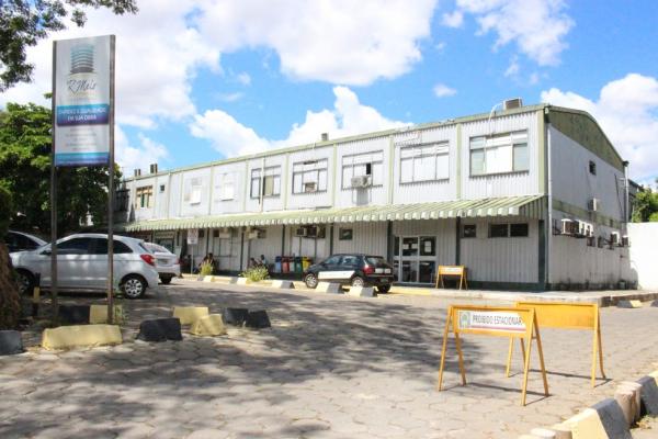 Mãe denuncia que não recebeu corpo de bebê recém-nascido morto em maternidade de Teresina