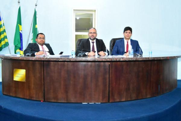 Vereadores de Floriano denunciam violação da mobilidade urbana em obra da Equatorial