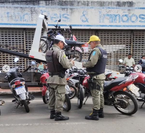 Reforço policial intensifica operação de fiscalização em Floriano