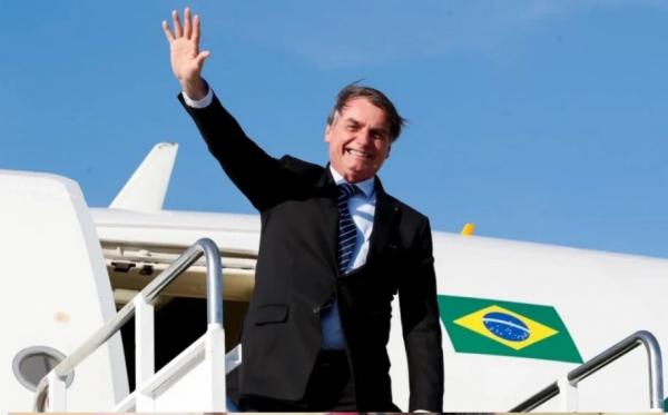 Com segurança reforçada, Bolsonaro retorna a Brasília nesta quinta (30)