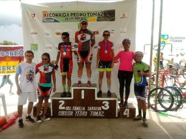 XI Corrida Pedro Tomaz &eacute; realizada pela Fam&iacute;lia Saraiva em Floriano.(Imagem:FlorianoNews)
