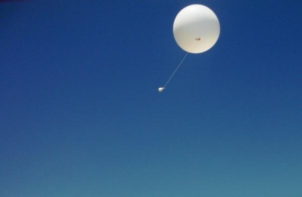 Bal&otilde;es meteorol&oacute;gicos e radiossondas s&atilde;o utilizados na previs&atilde;o do tempo em Floriano.(Imagem:FlorianoNews)