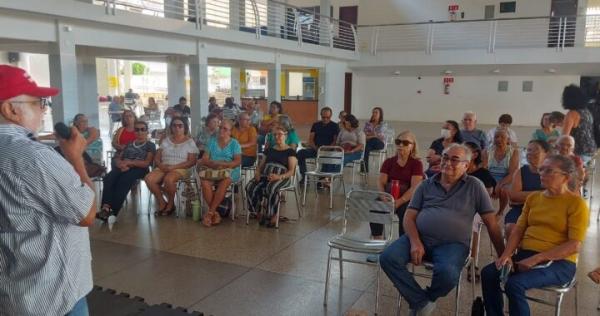 Palestra para grupo 60+ alerta sobre perda de memória e valorização da vida
