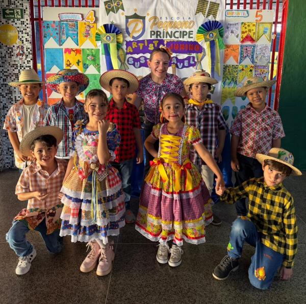 Escola Pequeno Príncipe encerra projeto "Arraiá da Nossa Terra" com celebração da cultura nordestina