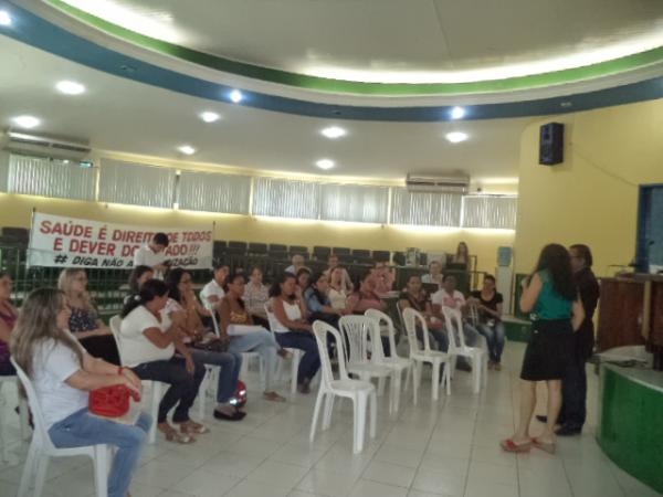 Servidores fazem protesto contra privatização do Hospital Tibério Nunes.(Imagem:FlorianoNews)