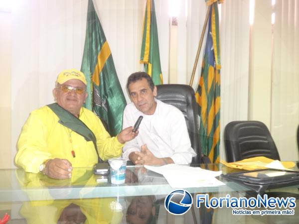 Prefeito Gilberto J&uacute;nior(Imagem:FlorianoNews)