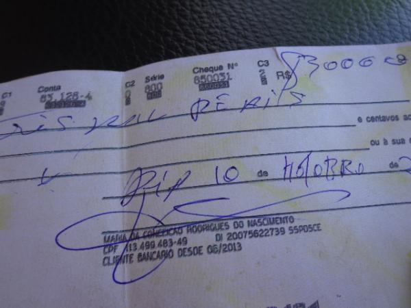 Estelionat&aacute;rios d&atilde;o cheque falso na compra de um ve&iacute;culo em Floriano.(Imagem:FlorianoNews)