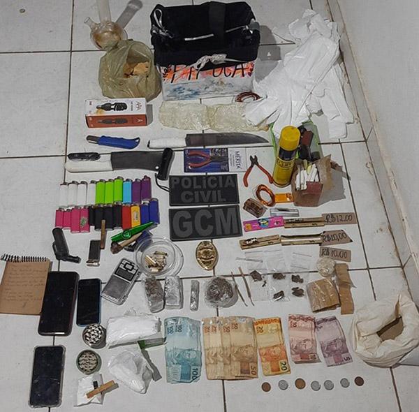 Polícia cumpre mandados e prende três homens por tráfico de drogas no PI