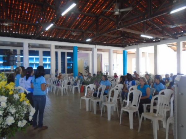 Congresso reúne mães que oram pelos filhos em Floriano