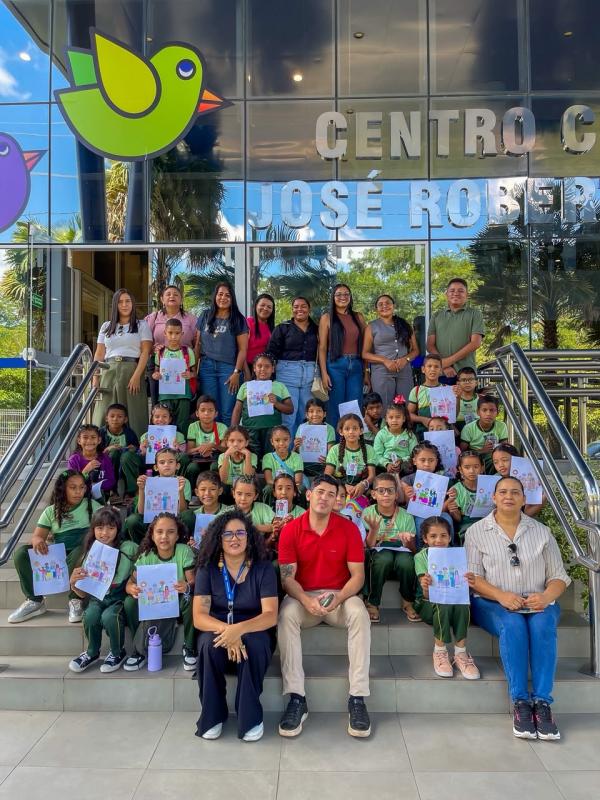Alunos de Lagoa do Piauí vivenciam programação cultural no Sesc Cajuína(Imagem:Divulgação)