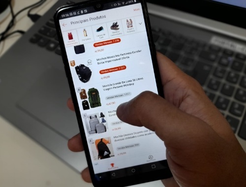 Isolamento social estimulou brasileiros a fazer compras online, aponta estudo