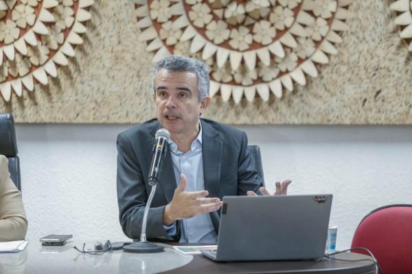 Secret&aacute;rio Washington Bonfim (Imagem:Jonas Cavalho/ Portal ClubeNews)