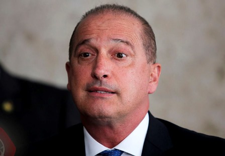 Ministro compara posse de arma a ter liquidificador