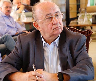 Júlio César anuncia que irá indicar suplente na chapa de Wellington