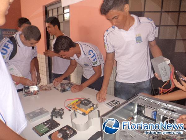 Col&eacute;gio T&eacute;cnico de Floriano comemora anivers&aacute;rio com Jornada Acad&ecirc;mica.(Imagem:FlorianoNews)