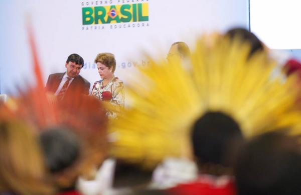 Wellington Dias cita hino do Piau&iacute; em apoio a Dilma e agradece parcerias.(Imagem:Wilson Filho)