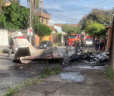 Queda de avião deixa um morto em Belo Horizonte