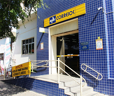 Trabalhadores dos Correios iniciam greve por tempo indeterminado