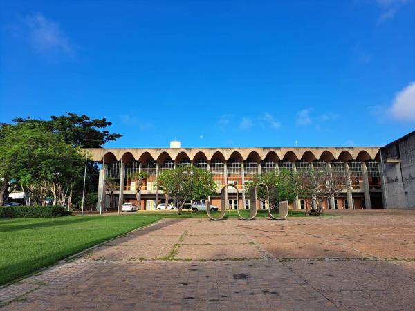 Assembleia Legislativa aprova reajuste do magistério estadual e viagem oficial do governador