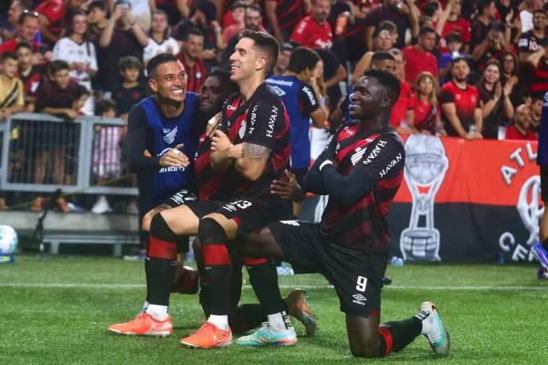 Athletico faz jogo de inteligência e comprometimento, e confirma boa fase em casa; análise