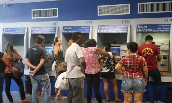 130 mil pessoas devem sacar FGTS no Piauí nesta sexta-feira (13)