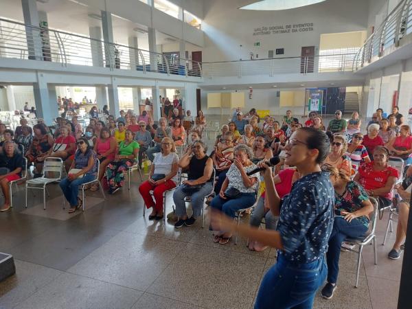 Trabalho Social com a Pessoa Idosa alerta que cuidados com alimentação devem ser prioridade