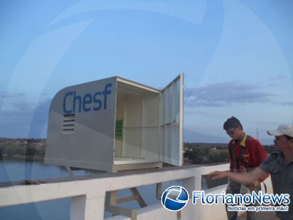 CHESF realiza medi&ccedil;&atilde;o da &aacute;gua no Rio Parna&iacute;ba em Floriano.(Imagem:FlorianoNews)