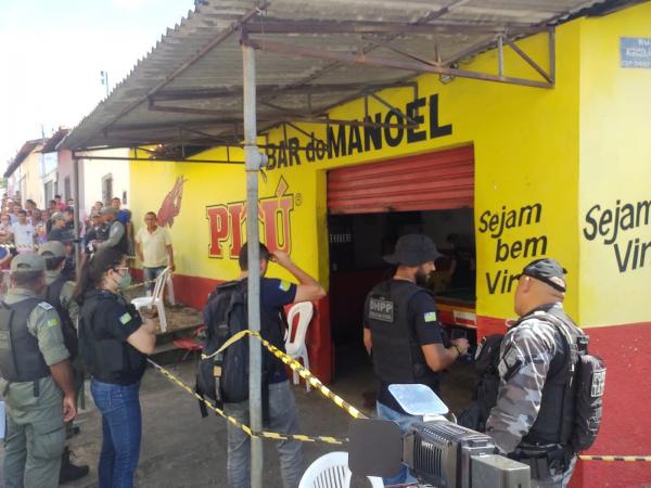 Suspeito morre em troca de tiros com PM em tentativa de assalto em Teresina