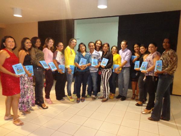 UFPI lança livro Educação Infantil: Reflexões sobre a Formação Docente e as Práticas Educativas