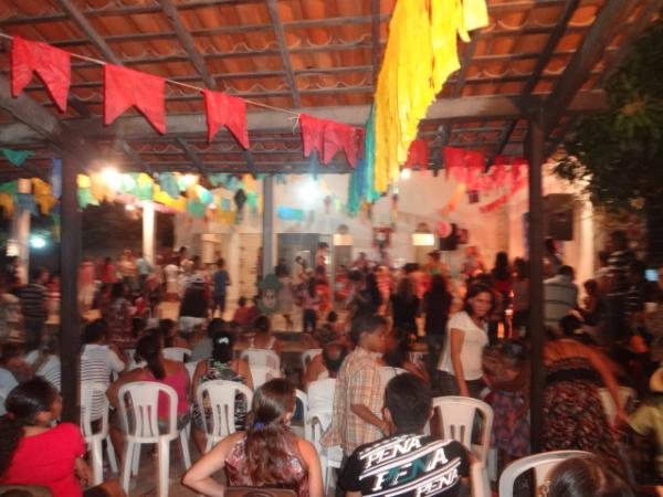 Muita anima&ccedil;&atilde;o no Arrai&aacute; da Escola da M&ocirc;nica. (Imagem:FlorianoNews)